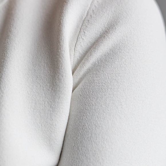 Babaton White Open-back Sweater - Picture 5 of 6